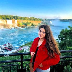 Meet your Posher, Eileen